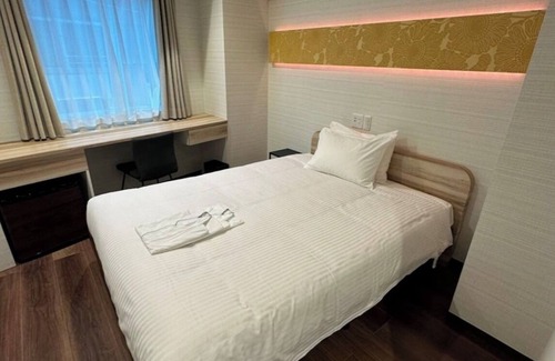Chuo Hotel | Nonsmoking Room only Double Bed width 140cm/Chuo-ku Tokyo