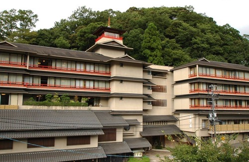 Okutsu Onsen House | NonsmokingEmphasison quality small amount of delicious kaisekiJapanesestyle room /Tohakugun Tottori