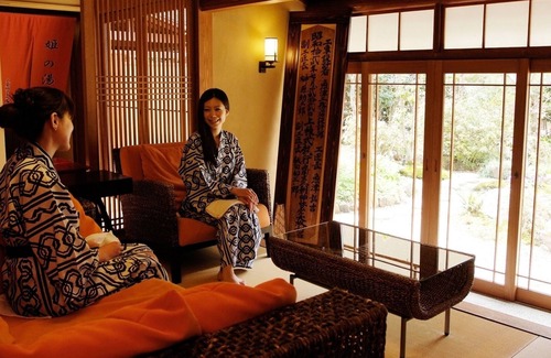 Okutsu Onsen House | NonsmokingEmphasison quality small amount of delicious kaisekiJapanesestyle room /Tohakugun Tottori