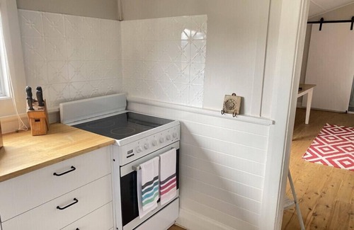 Scone Cottage | Noogee Cottage (overnight horse accommodation)