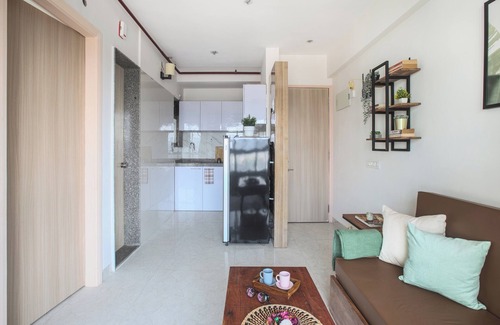 F Block BKC Apartment | Nook&Co - Khar East 1504