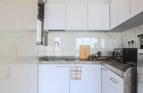 F Block BKC Apartment | Nook&Co - Khar East 1504