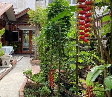 Lop Buri House | Noom Guesthouse