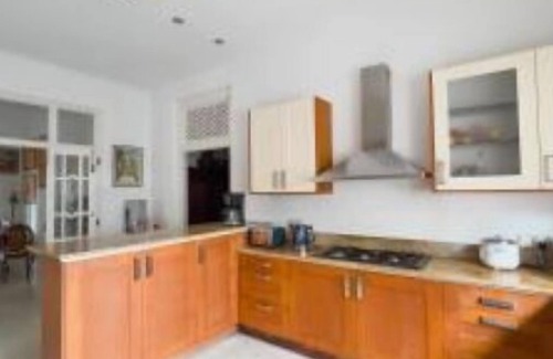 Kollupitiya House | Nora Lynn 3 Bedroom Home