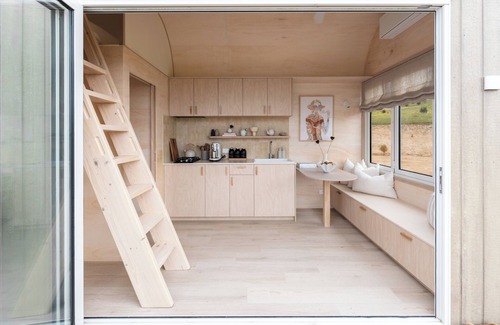 North Cape House | Nora - Off-grid Beachfront Cabin on Kangaroo Island, Off-grid Beachfront Cabin on Kangaroo Island