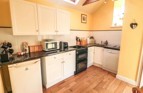 North York Moors National Park Cottage | NORAH'S NOOK, pet friendly, with open fire in Kirkbymoorside
