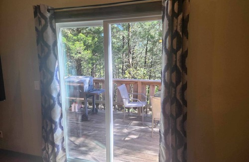 Calico Rock Cabin | Norfork Lake Cabin, 1 minute from Jordan Recreation Area and Jordan Marina