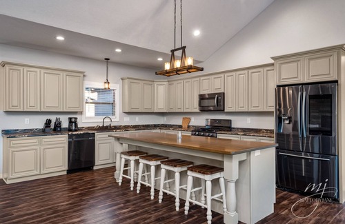 Calico Rock House | Norfork Lake: Family Retreat