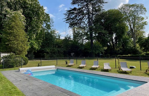 Sainte-Opportune-du-Bosc House | Norman country villa with swimming pool