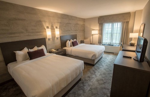 Blue Bell Hotel | Normandy Farm Hotel and Conference Center