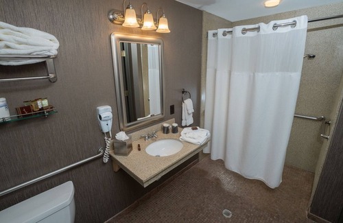 Blue Bell Hotel | Normandy Farm Hotel and Conference Center