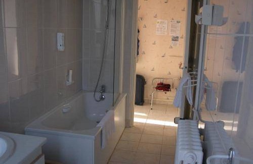 Rives-en-Seine Hotel | Normotel - La Marine