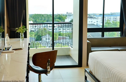 Arun Amarin Hotel | NORN Rimklong Bangkok Hotel