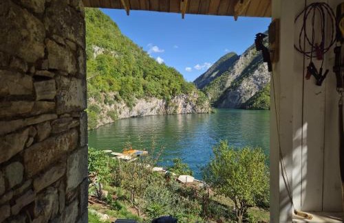 Shkoder County House | Norral shelter 1