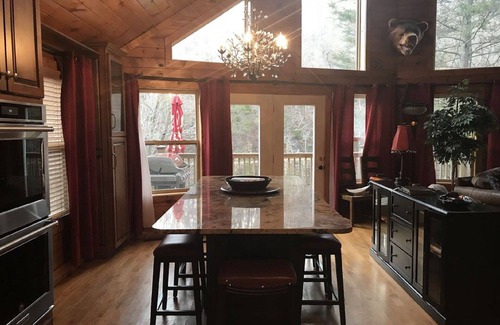 Lakeside Estates House | "”NORRIS LAKESIDE LOUNGE”