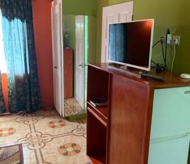 Sauteurs Hotel | North Bay Inn