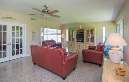 Coronado Shores House | North Beach Beauty - Lovely home across the street from the beach. 1814B