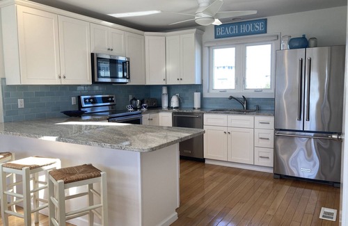 North Beach House | North Beach Retreat on Beautiful Sand Street. Pet Friendly