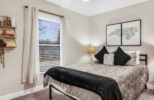 Old Irving Park House | North Carolina house