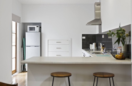 Launceston CBD Cottage | North Edge Cottage ~ Free Parking, City, Warm