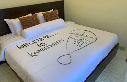 Kanditheemu House | North Edge Inn