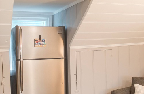 Northeast Virginia Beach Apartment | North End Beach Cottage Apartment - One block from beach