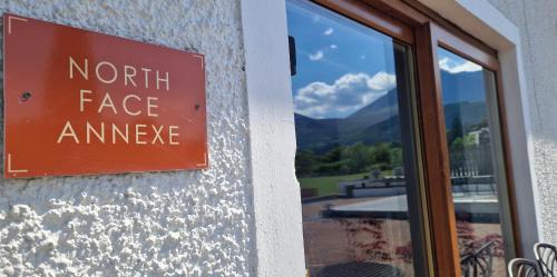Torlundy Apartment | North Face Dwelling at Ardenvale Self Catering