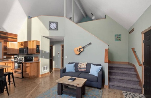 Columbia Falls Cabin | North Fork Hideaway near Glacier National Park