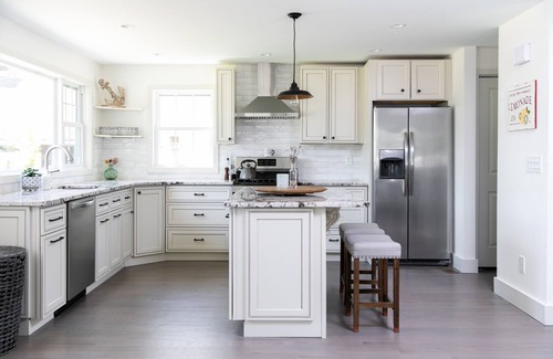 Aquebogue House | North Fork Home Steps to Private Beach & Walk to Marina, Farms, Restaurants.