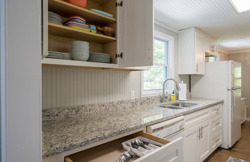 Blue Ridge Cottage | North Georgia Cottage minutes from Blue Ridge and McCaysville!
