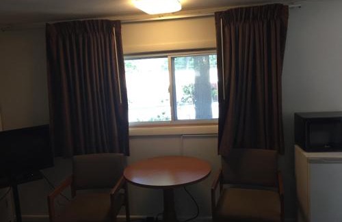 Northampton Hotel | North King Motel