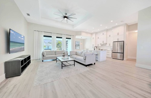 North Port House | North Port, close to water park