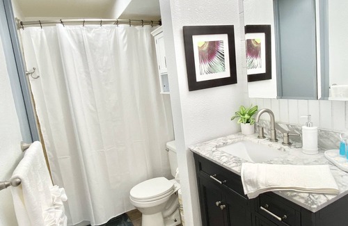 Punaluu Condo | North Shore getaway condo with pool