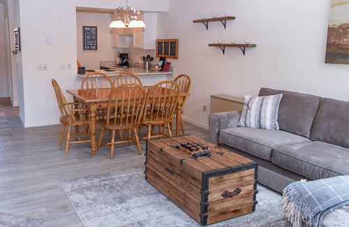 Canandaigua House | North Star Village, Bristol Mountain, Finger Lakes, Townhouse