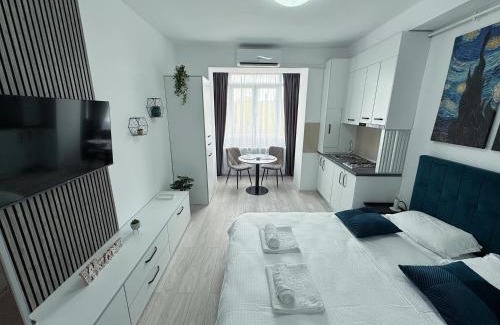 Onesti Apartment | North Studio