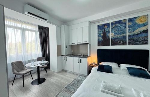 Onesti Apartment | North Studio