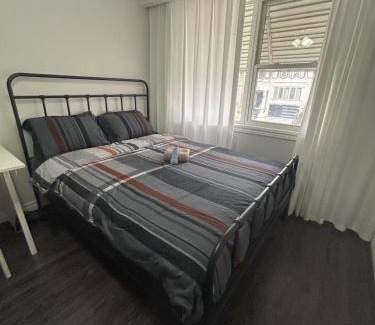 Willowdale House | North York Cozy Queen Room Walk to Subway and Stores