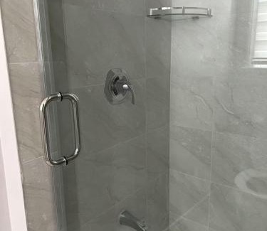 Willowdale House | North York Double Room Near Finch Station Stores Easy Transit