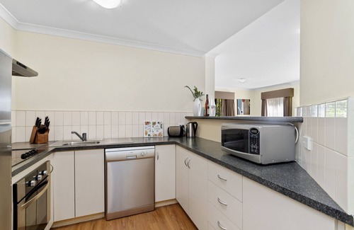 Northbridge Apartment | Northbridge Prime Location*2BR