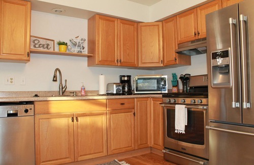St. Anthony House | Northeast Charm, 5 miles to downtown!
