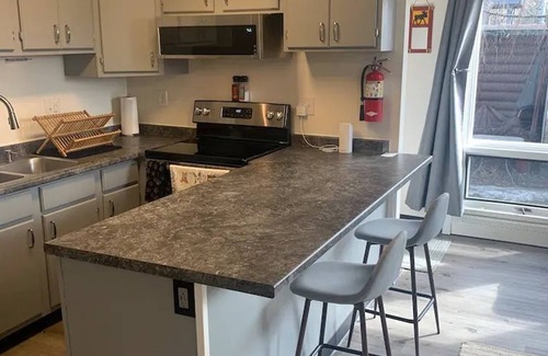Airport Heights Community Council Apartment | Northern Nights your Modern Home Away From Home