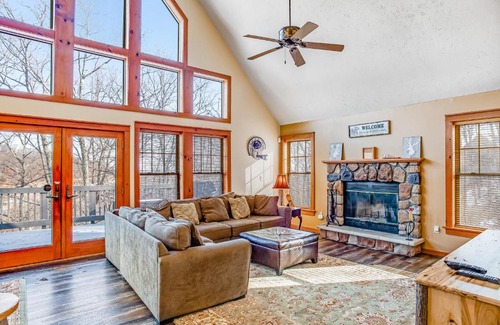Tannersville House | Northridge 2203