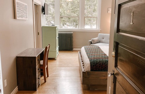 Bonners Ferry Bed & Breakfast | Northside School B&B