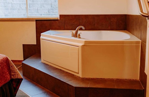 Puposky Villa | Northwoods Family Retreat - Steps to Resort Pool & Activities