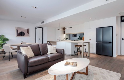 Norwood Apartment | Norwood Executive Apartment/WiFi/Free Parking