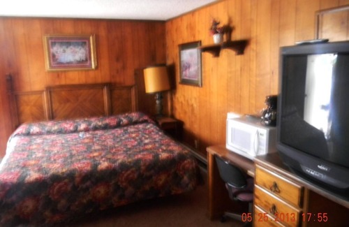 Oakley Hotel | Nostalgic Stay Inn