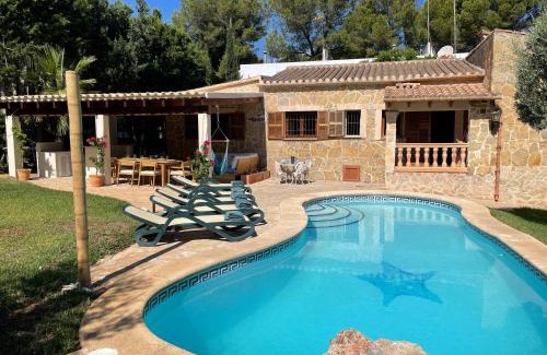 Mal Pas-Bon Aire Villa | Nostra Caseta villa with pool & marina view near beaches