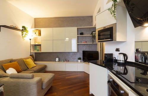 Zona Solari Apartment | notaMI - California Dreaming