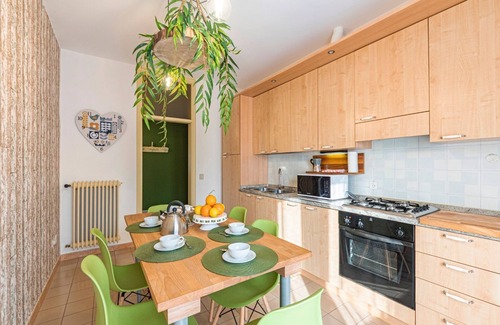 Noale Apartment | Novalesi Vintage interior 1 (just 20 minutes from Venice)