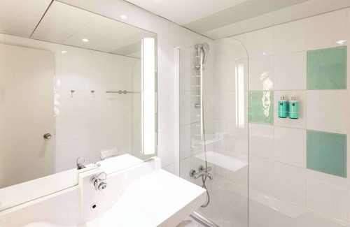 Voreppe Hotel | Novotel Grenoble Nord Voreppe